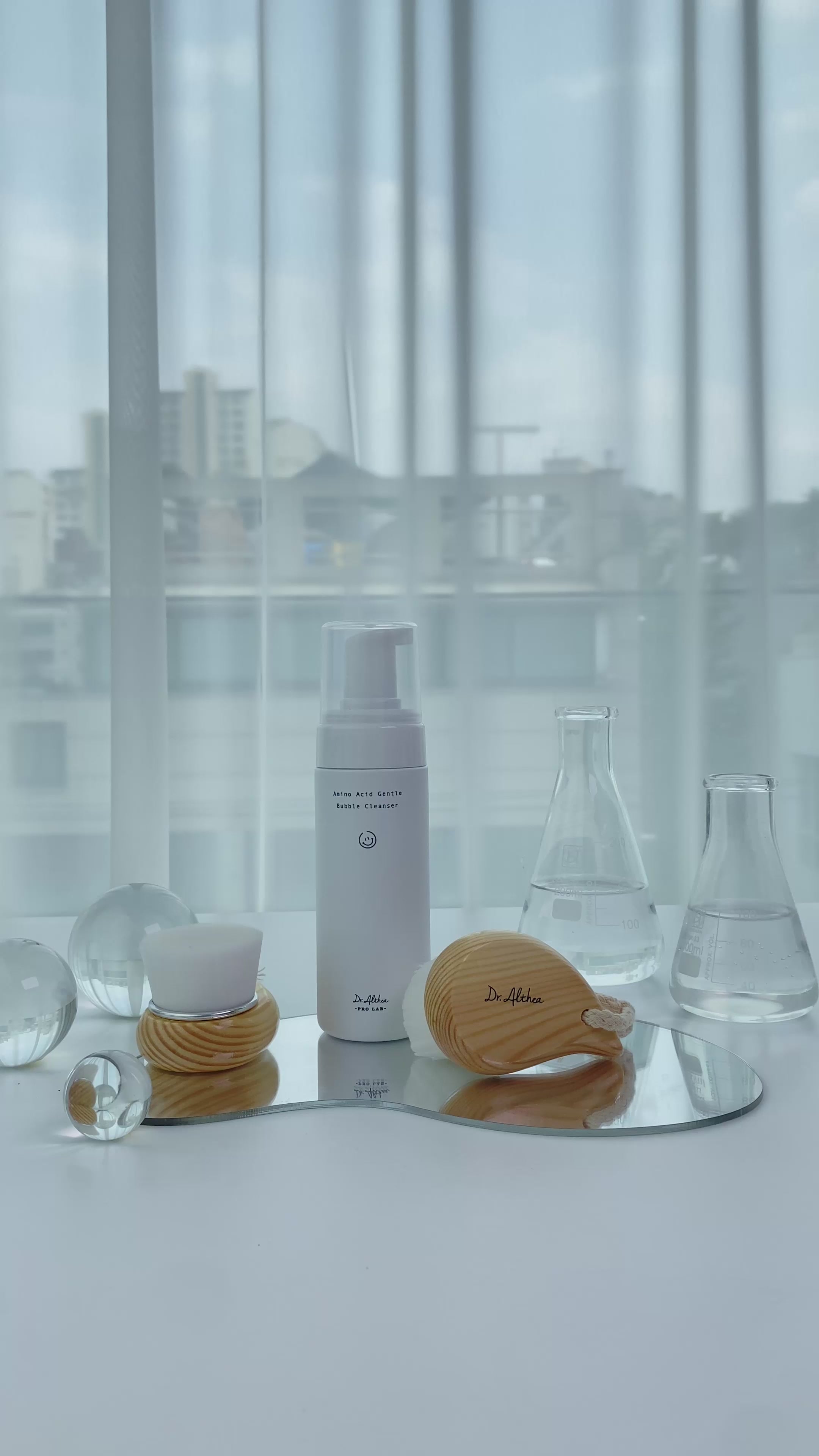 Load video: DR.ALTHEA Amino Acid Gentle Bubble Cleanser